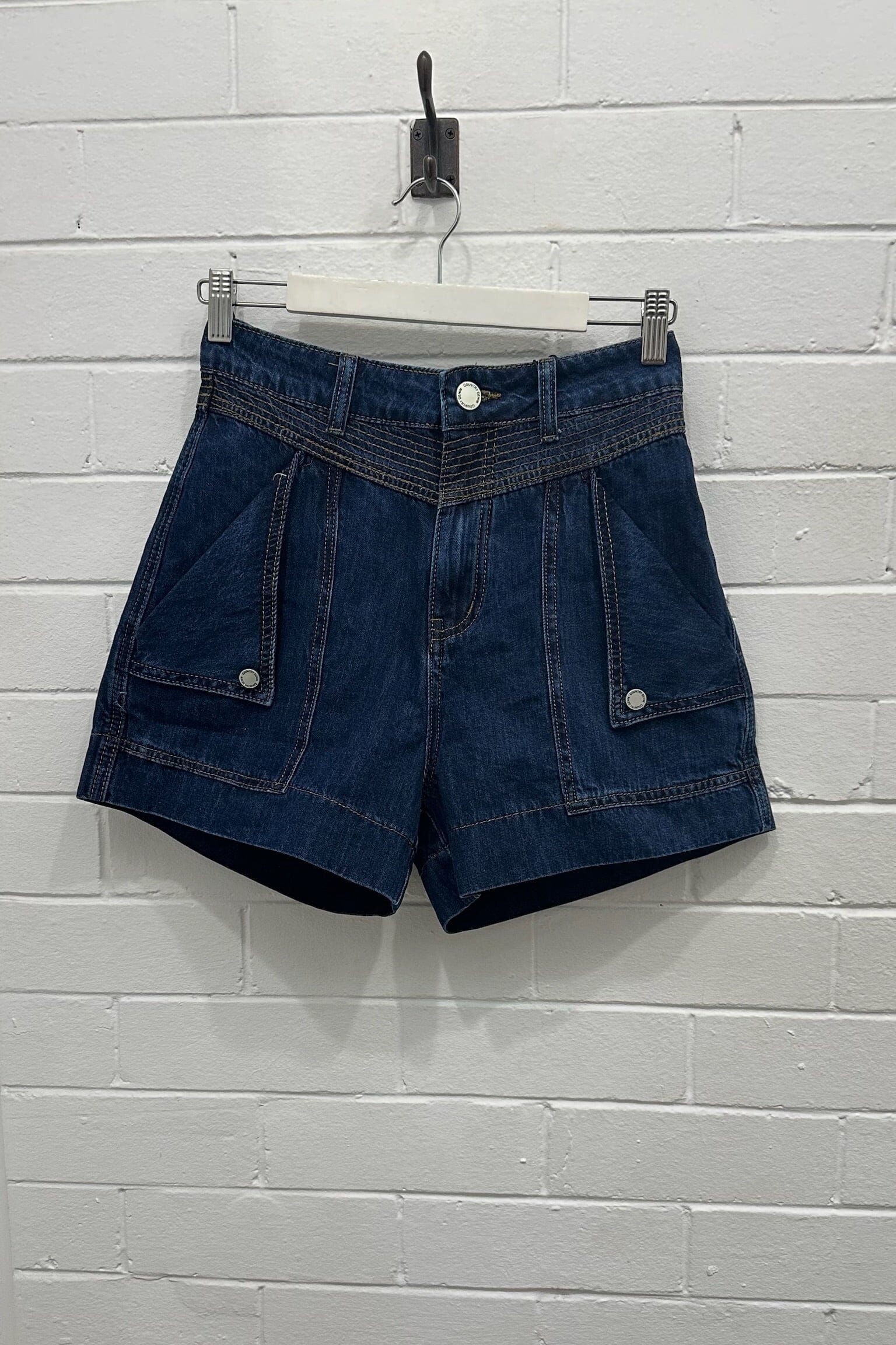 COUNTRY DENIM Jessie Dark Denim Shorts BOTTOMS
