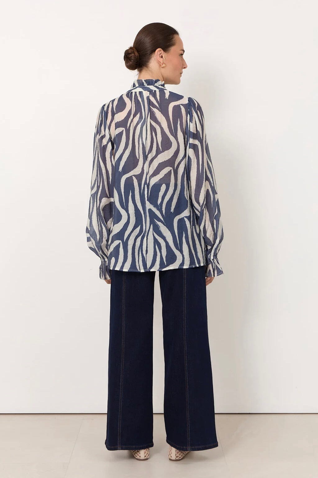 ADORNE Sandra Long Sleeve Top - Blue Print TOPS