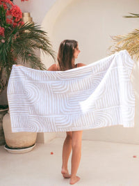 BREATHING TRAVEL Sand Free Beach Towel - Bali Boho HOME & LIFESTYLE