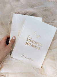 PASS AROUND THE SMILE Your Mindful Journal HOME & LIFESTYLE