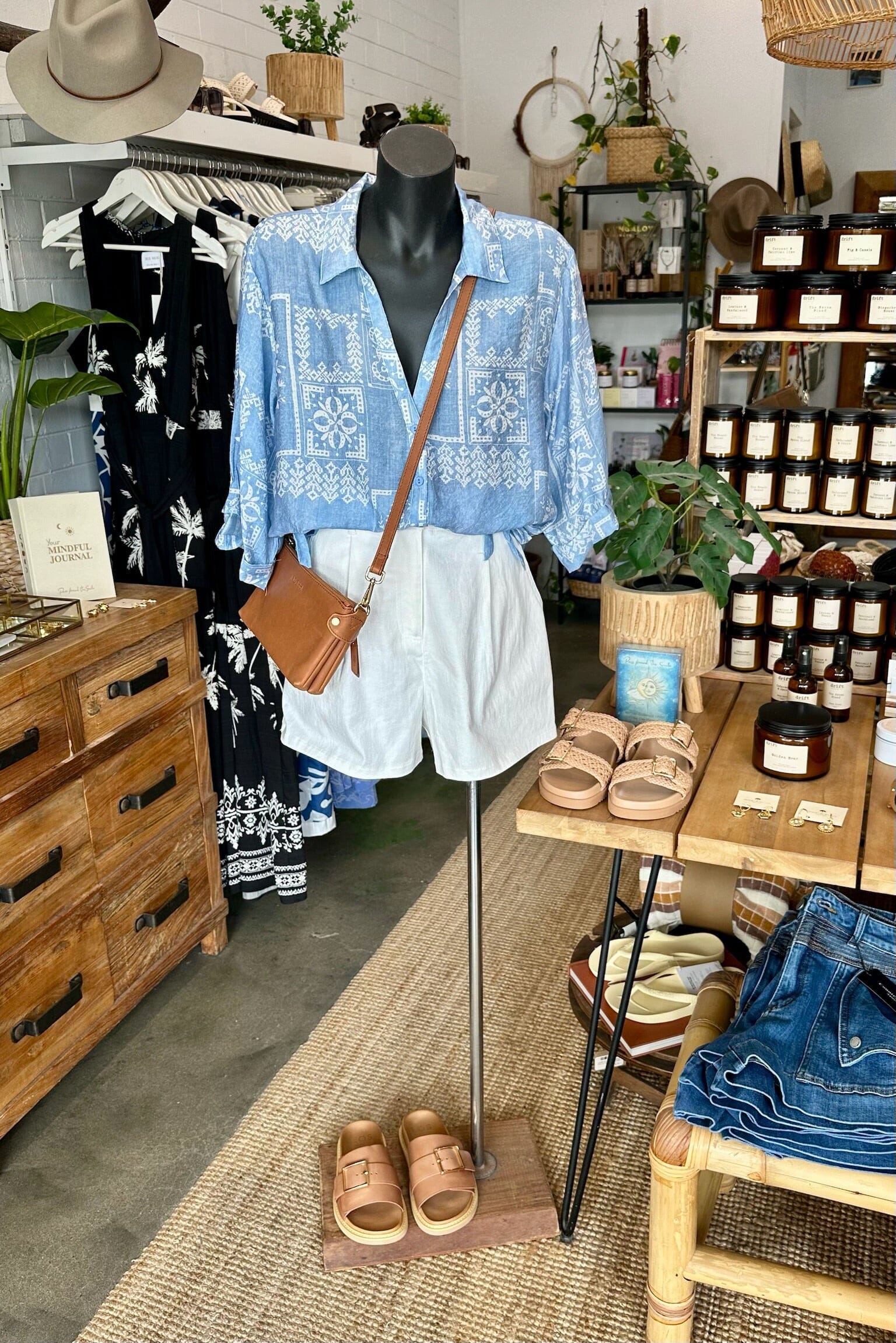 RUNAWAY HEART Cabarita Shirt TOPS