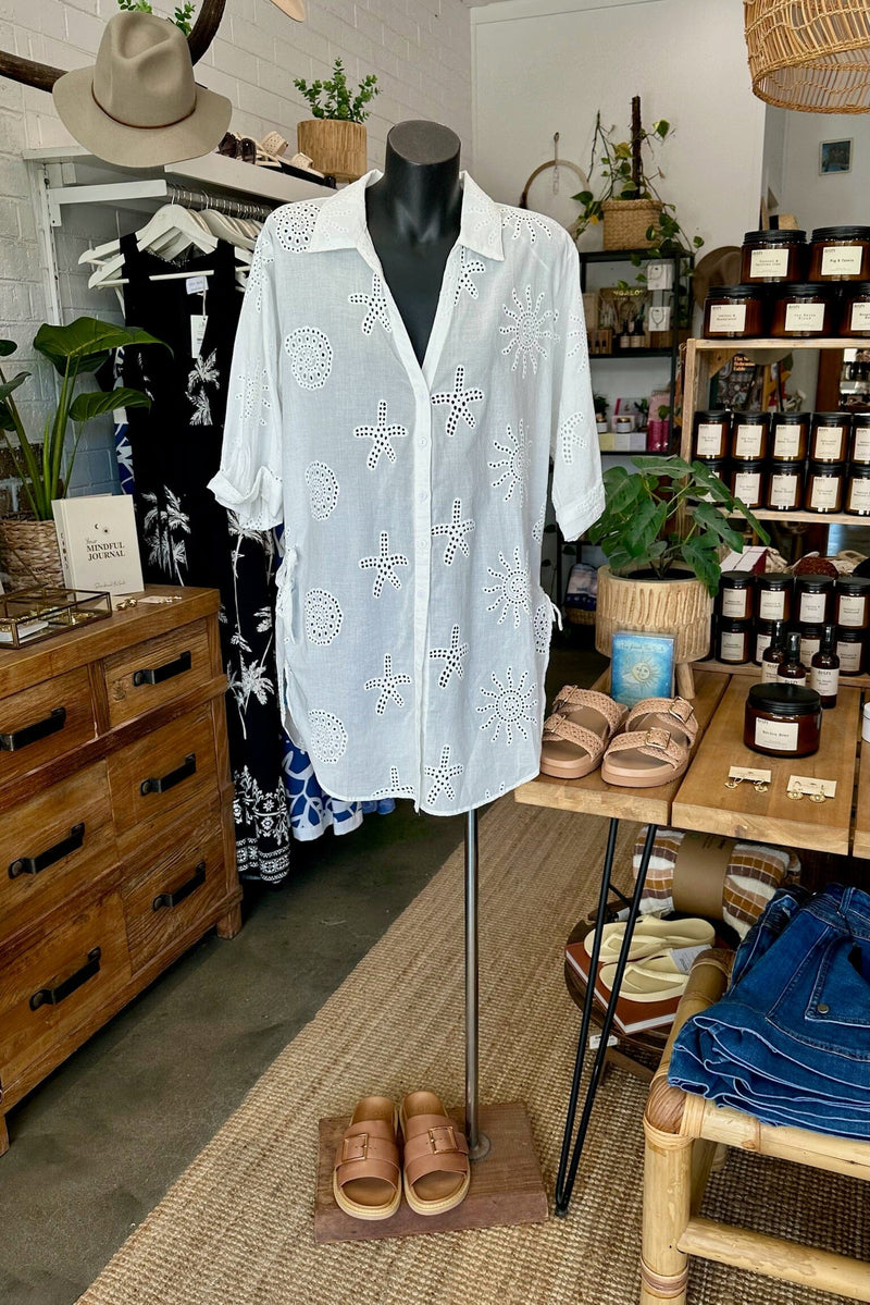 RUNAWAY HEART Shelly Overswim Shirt TOPS