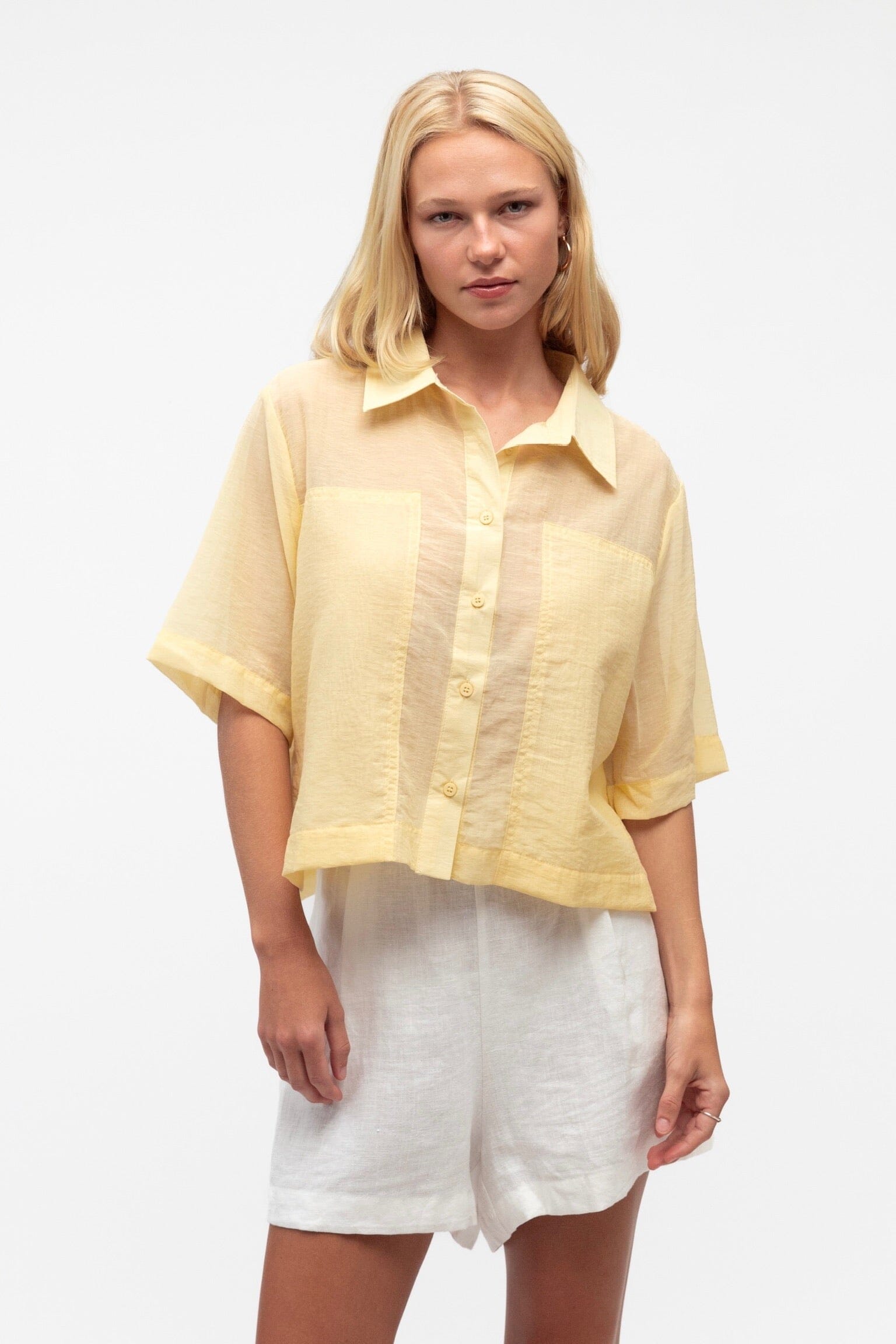 WHITE CLOSET Lette Shirt TOPS