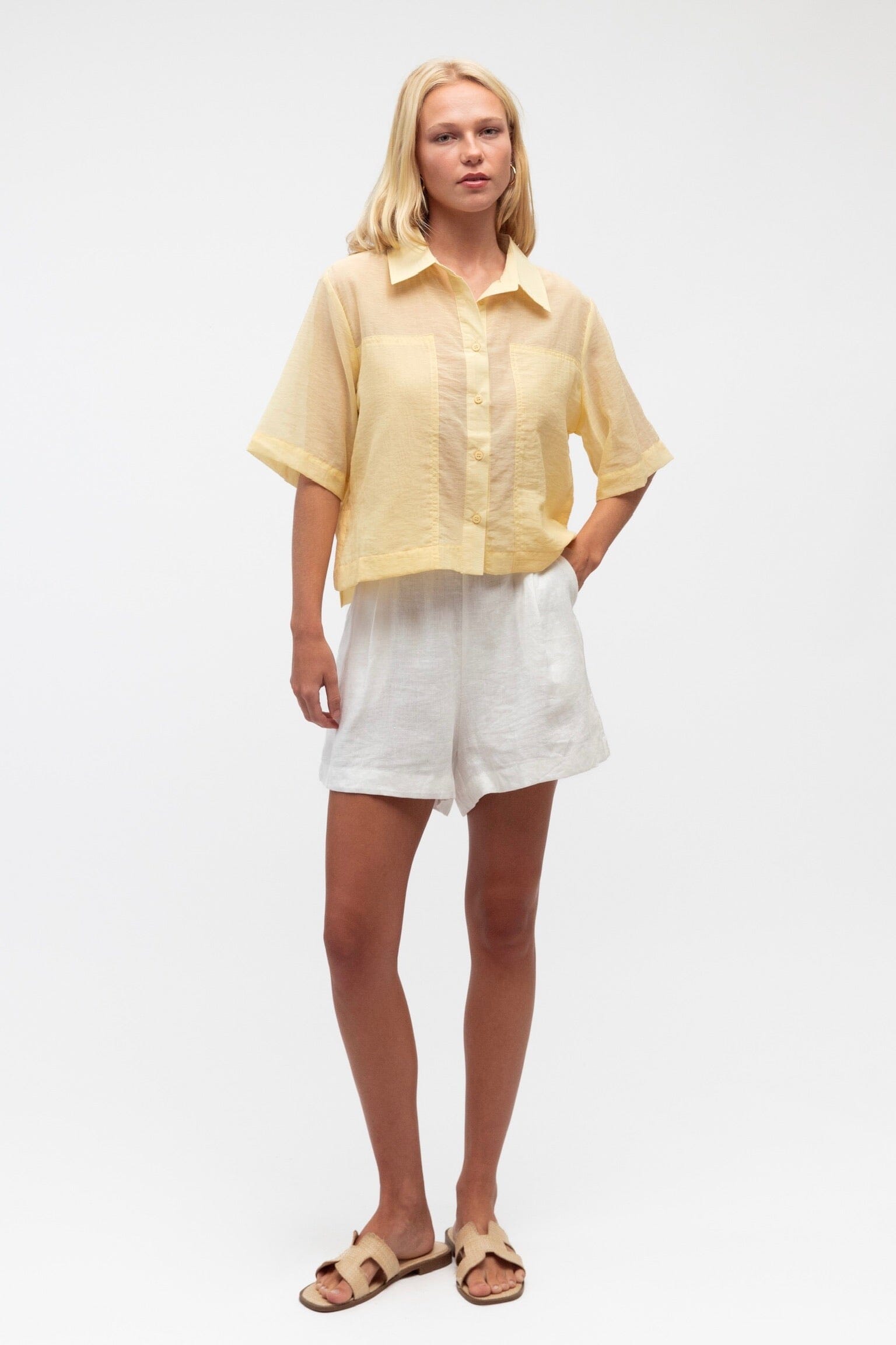 WHITE CLOSET Lette Shirt TOPS