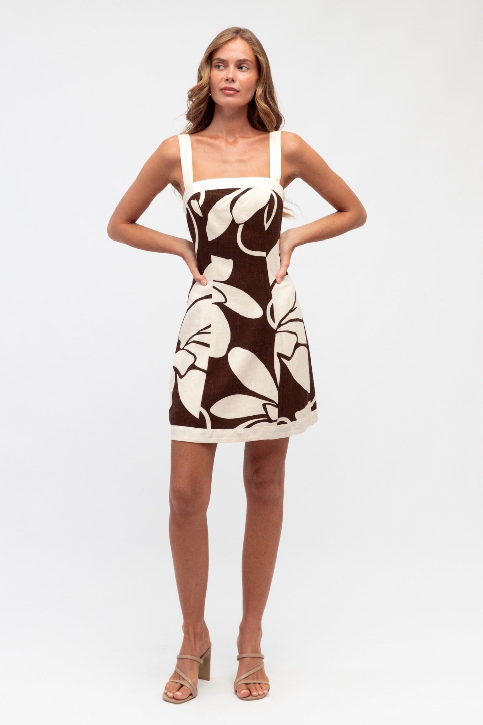 WHITE CLOSET Summer Bloom Mini Dress DRESSES